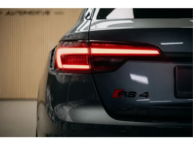 Audi RS4 2.9 TFSI RS 4 quattro 2018 Benzine 9