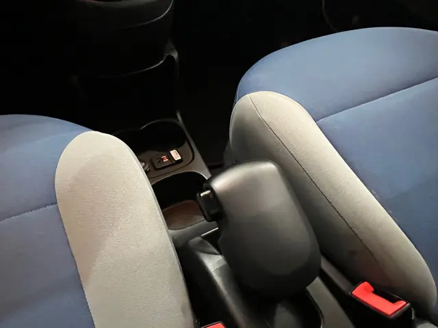 Fiat Panda 0.9 TwinAir Lounge 2013 Benzine 24
