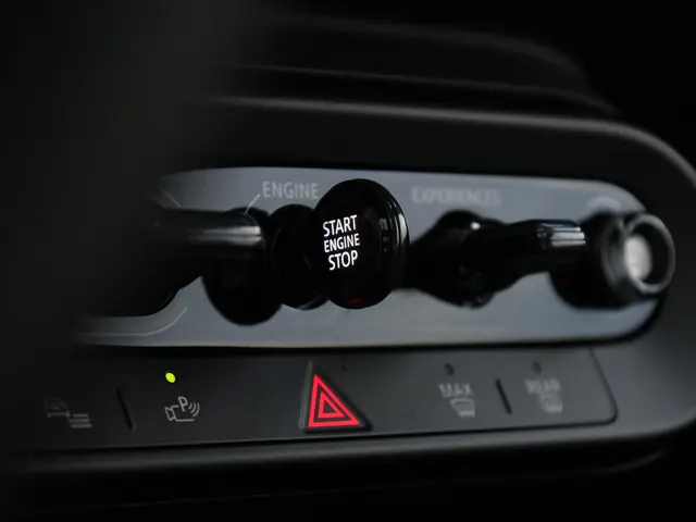 MINI 3-Deurs Cooper C 2025 Benzine 45