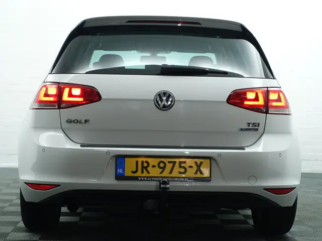 Volkswagen Golf 1.0 TSI Comfortline+ 2016 Benzine 25