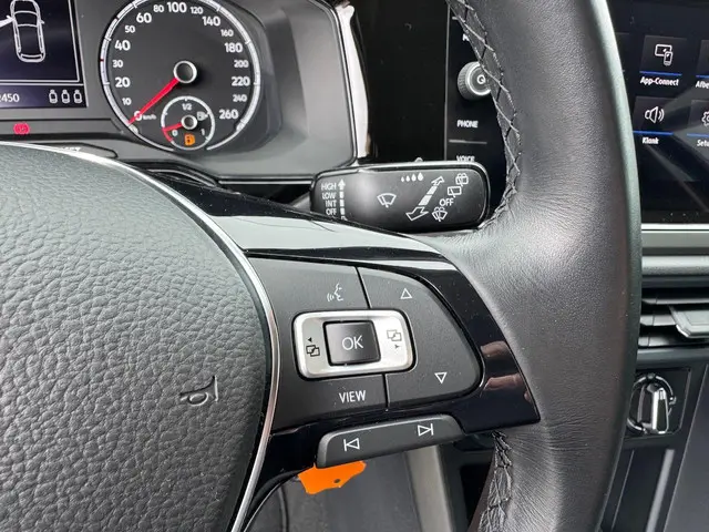 Volkswagen Polo 1.0 TSI Comfortline 2019 Benzine 18