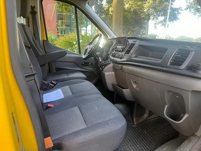 Ford Transit 2