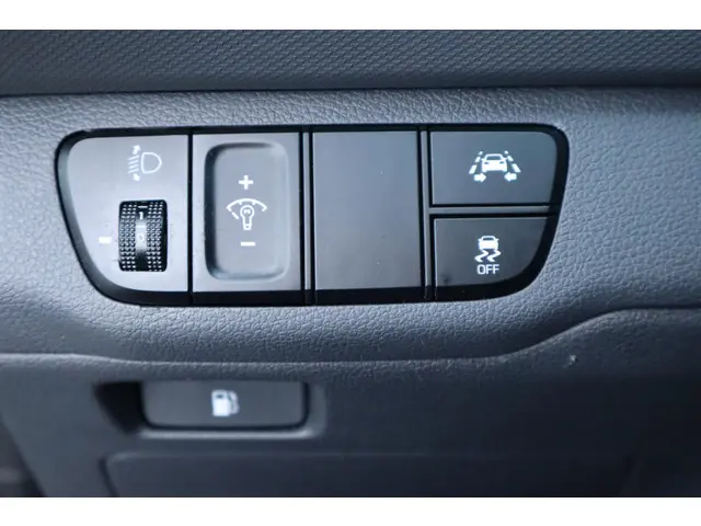 Hyundai IONIQ 1.6 GDi Comfort 2017 Hybride Benzine 22