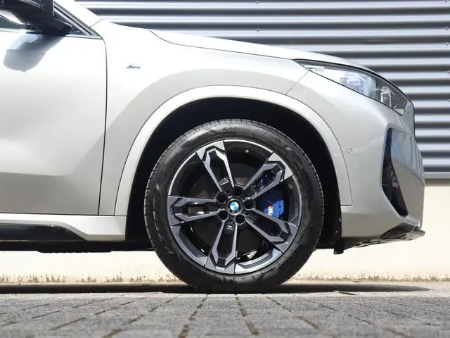BMW X1 M35i 2024 Benzine 6