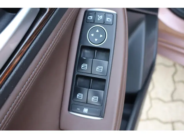 Infiniti Q Q30 1.6t Premium Tech 2016 Benzine 22