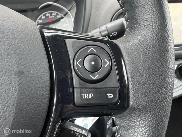 Toyota Yaris 1.5 Hybrid Active 2019 Hybride Benzine 23