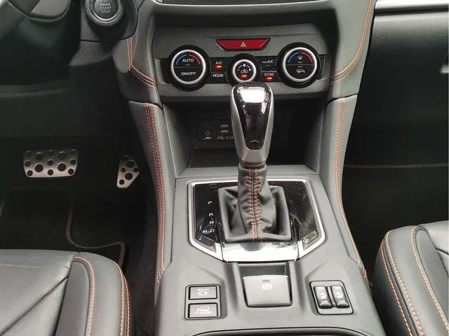 Subaru XV 2.0i e-BOXER Premium 2020 Hybride Benzine 18