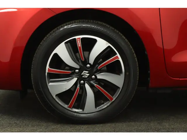 Suzuki Swift 1.0 Stijl Smart Hybrid 2019 Benzine 38