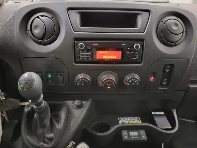 Renault Master 2.3dCi 130PK L2/H2 Euro 6! 2017 Diesel 10