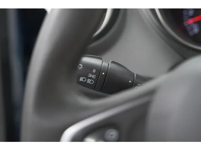 Renault Captur TCe 90 Limited 2018 Benzine 33