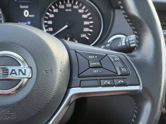 Nissan QASHQAI 1.2 N-Connecta 2017 Benzine 18