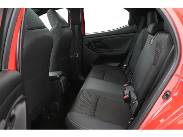 Toyota Yaris 1.5 Hybrid Executive 2022 Hybride Benzine 18