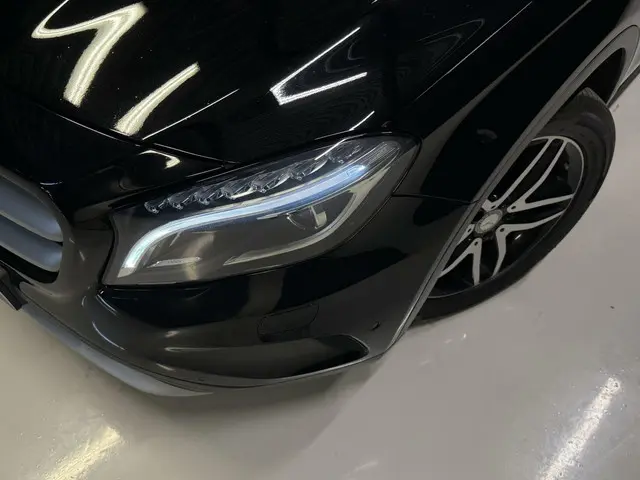 Mercedes-Benz GLA 2