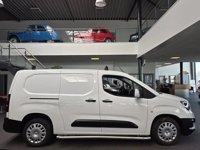 Opel Combo 1.5D L2H1 Edition 2020 Diesel 6