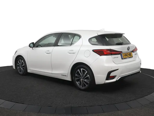 Lexus CT 200h Ultimate Edition 2020 Hybride Benzine 12
