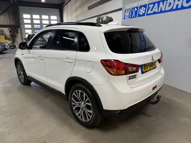 Mitsubishi ASX 1.6 Cleartec Intense+ 2016 Benzine 2