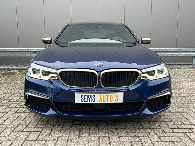 BMW 5 Serie M550i xDrive High Executive 2019 Benzine 8