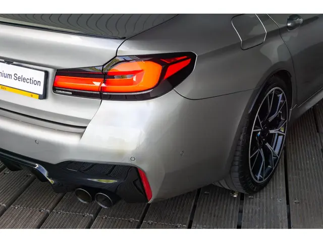 BMW M5 5 Serie Competition 2020 Benzine 20