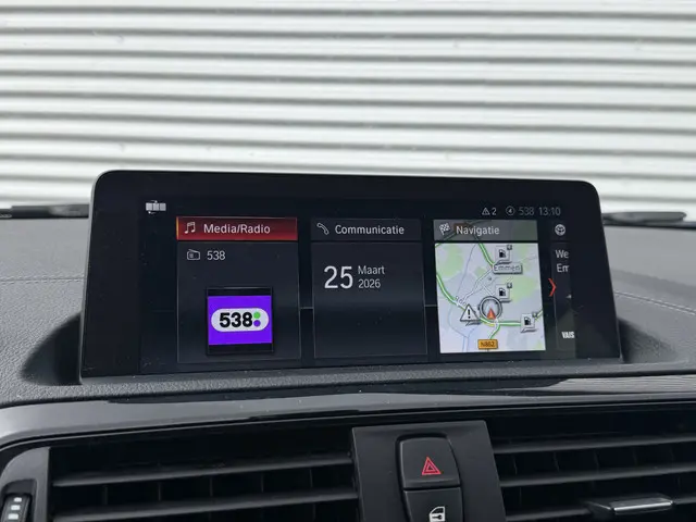 BMW 1 Serie 120d Sport Line Edition 2019 Diesel 12