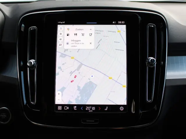 Volvo XC40 2.0 B4 Plus Dark 2025 Benzine 18