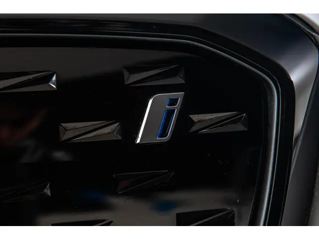 BMW iX3 High Executive 80 kWh 2022 Elektrisch 26