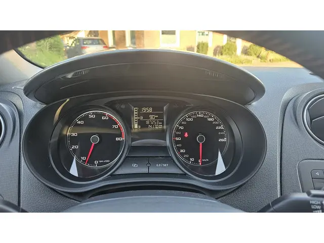 SEAT Ibiza SC 1.2 TSI FR 2014 Benzine 14