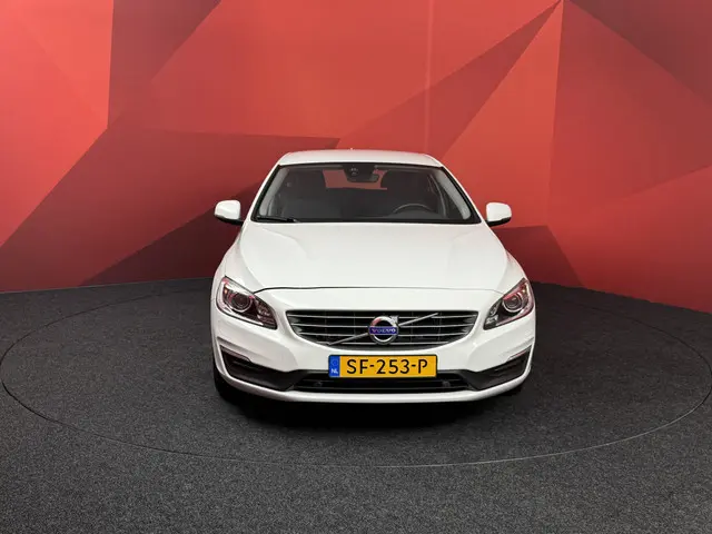 Volvo V60 1.5 T3 Polar+ 2018 Benzine 10