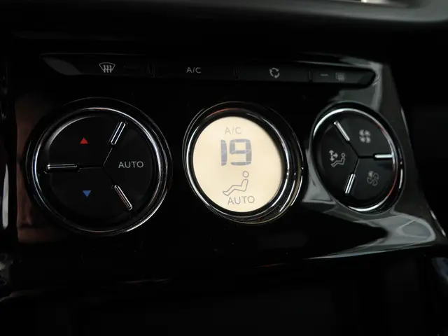 DS DS 3 1.2 PureTech So Chic 2017 Benzine 30