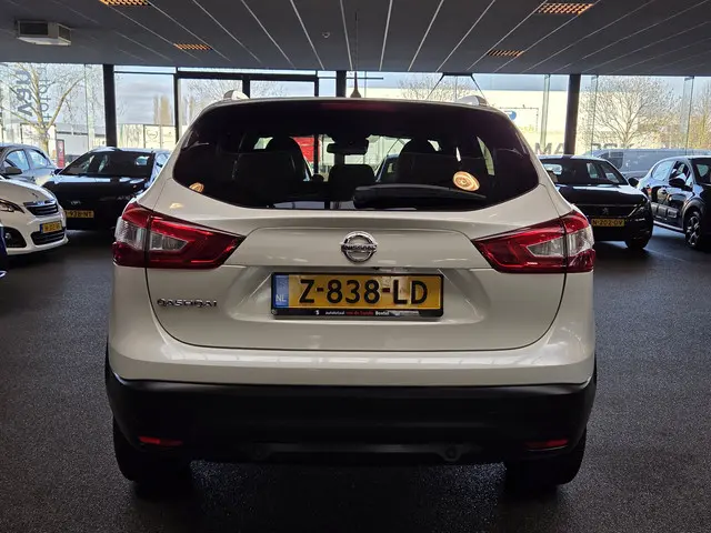 Nissan QASHQAI 1.2 Tekna 2016 Benzine 4
