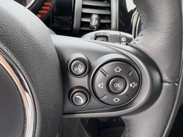MINI Cooper Mini 1.5 Chili Business 2015 Benzine 10