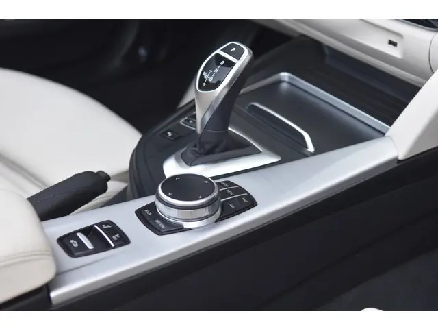 BMW 4 Serie Cabrio 420i High Executive 2017 Benzine 13