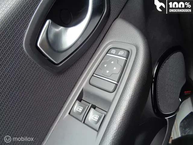 Renault Clio 0.9 TCe Limited 2018 Benzine 14