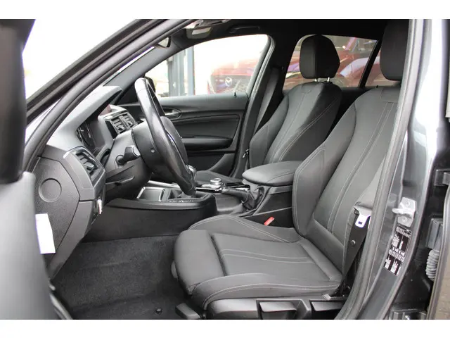 BMW 1 Serie 120i Sport Line 184PK 2018 Benzine 11