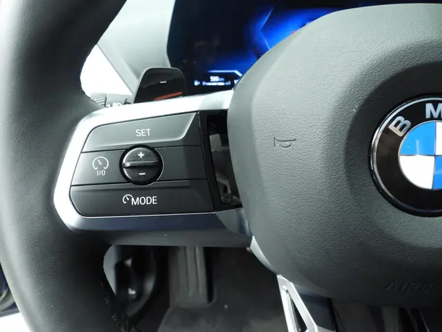 BMW 1 Serie 5-Deurs 120 2025 Benzine 13