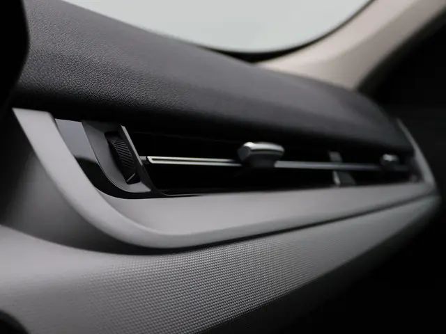 BMW iX1 eDrive20 67 kWh 2025 Elektrisch 19
