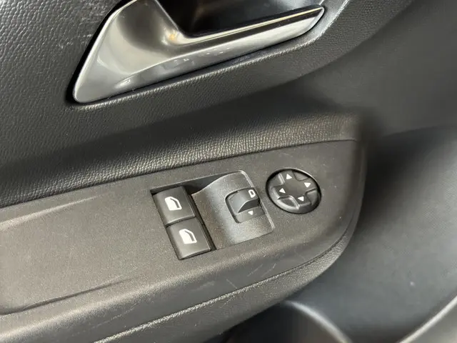 Opel Corsa-e Edition 50 kWh 2021 Elektrisch 10