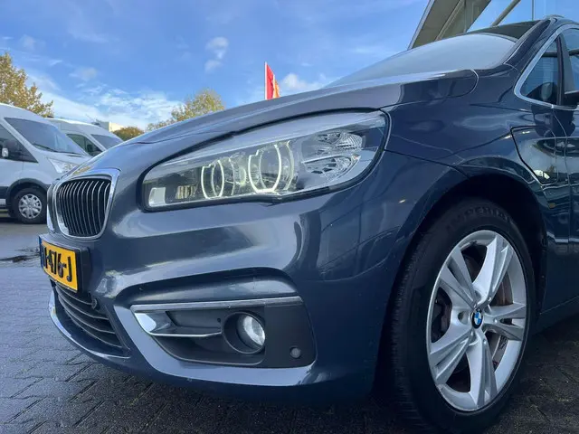 BMW 2 Serie Active Tourer 225xe 2015 Hybride Benzine 7