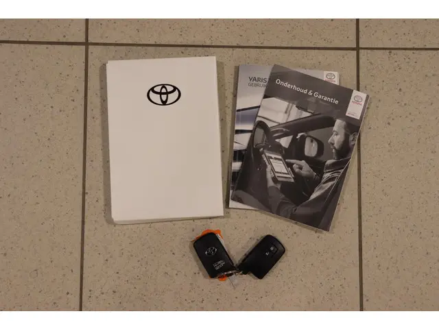 Toyota Yaris 1.5 Hybrid Dynamic, 2020 Hybride Benzine 17