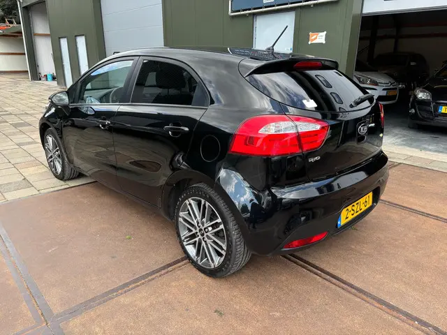 Kia Rio 1.2 CVVT Plus Pack Airco Cruise 2014 Benzine 4