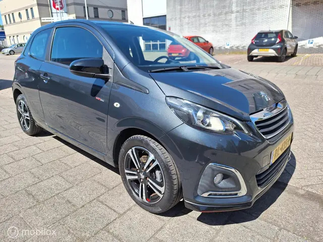 Peugeot 108 1.2 PURETECH GT-LINE 2017 Benzine 4