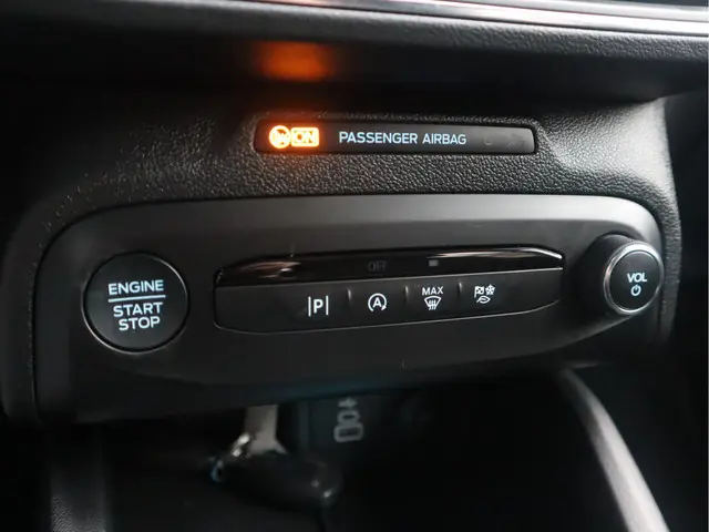 Ford Focus 1.0 EcoBoost Hybrid 2024 Hybride Benzine 10