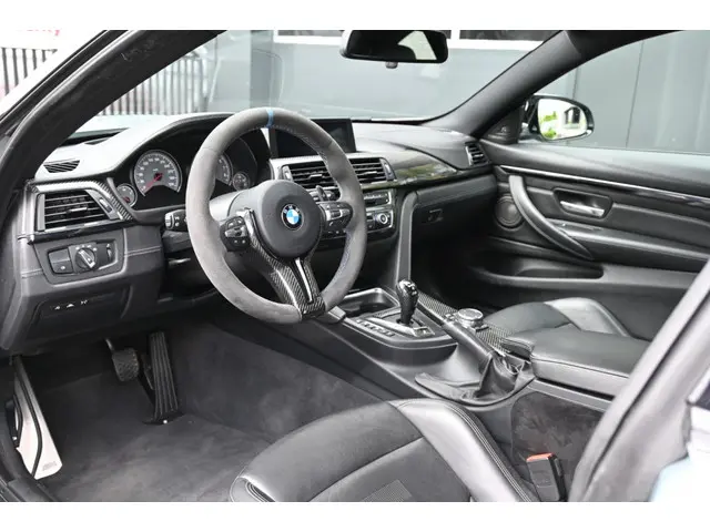 BMW M4 4-serie Coupé 2016 Benzine 17