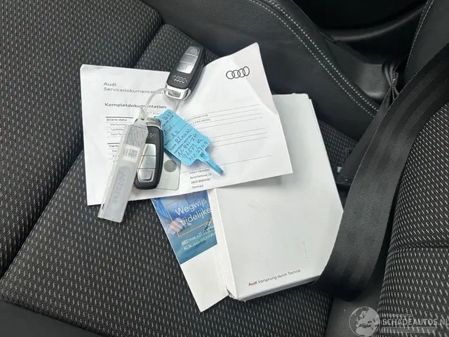 Audi A3 40 TFSIe S- line 2022 Hybride Benzine 12