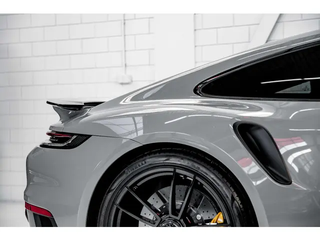 Porsche 911 Turbo S Coupé 2021 Benzine 13