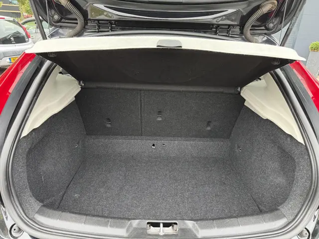 Volvo V40 2.0 D2 Momentum Business 2015 Diesel 28