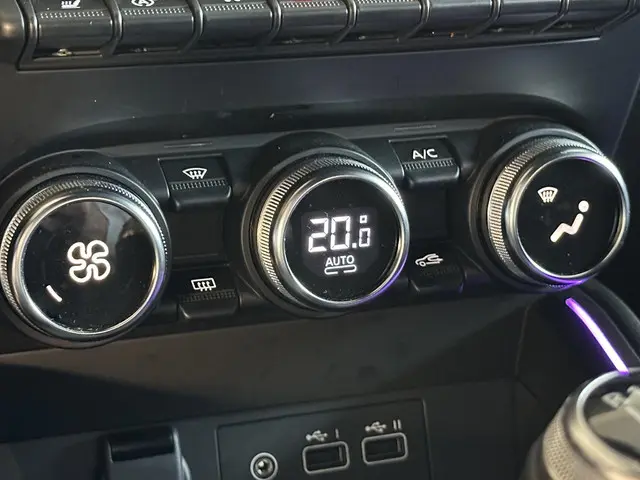 Renault Clio 1.0 TCe 90 GPF esprit Alpine 2025 Benzine 15