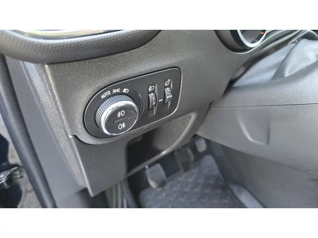 Opel Crossland X 1.2 Turbo Innovation 2017 Benzine 19