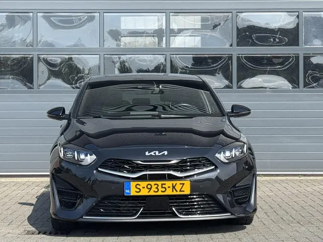 Kia ProCeed 1.5 T-GDI GT-LINE 2023 Benzine 19