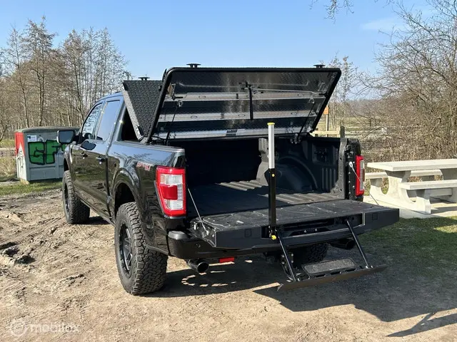 Ford F-150 USA 5.0 V8 Lariat 2022 Benzine 35