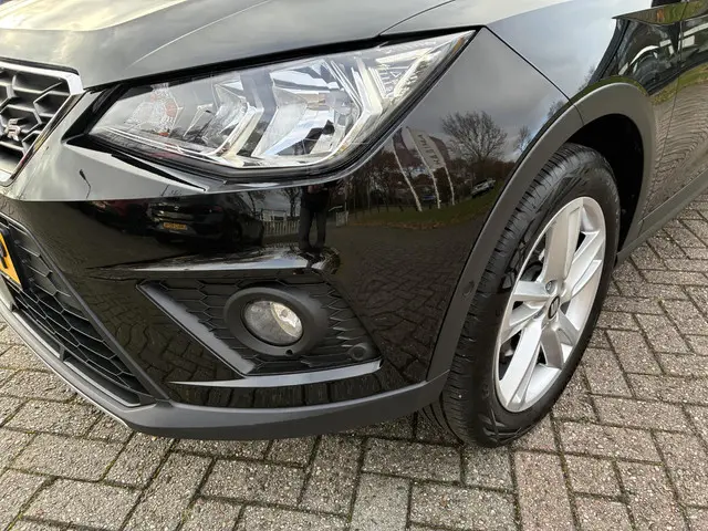 SEAT Arona 1.5 TSI EVO FR Business Intense 2019 Benzine 28